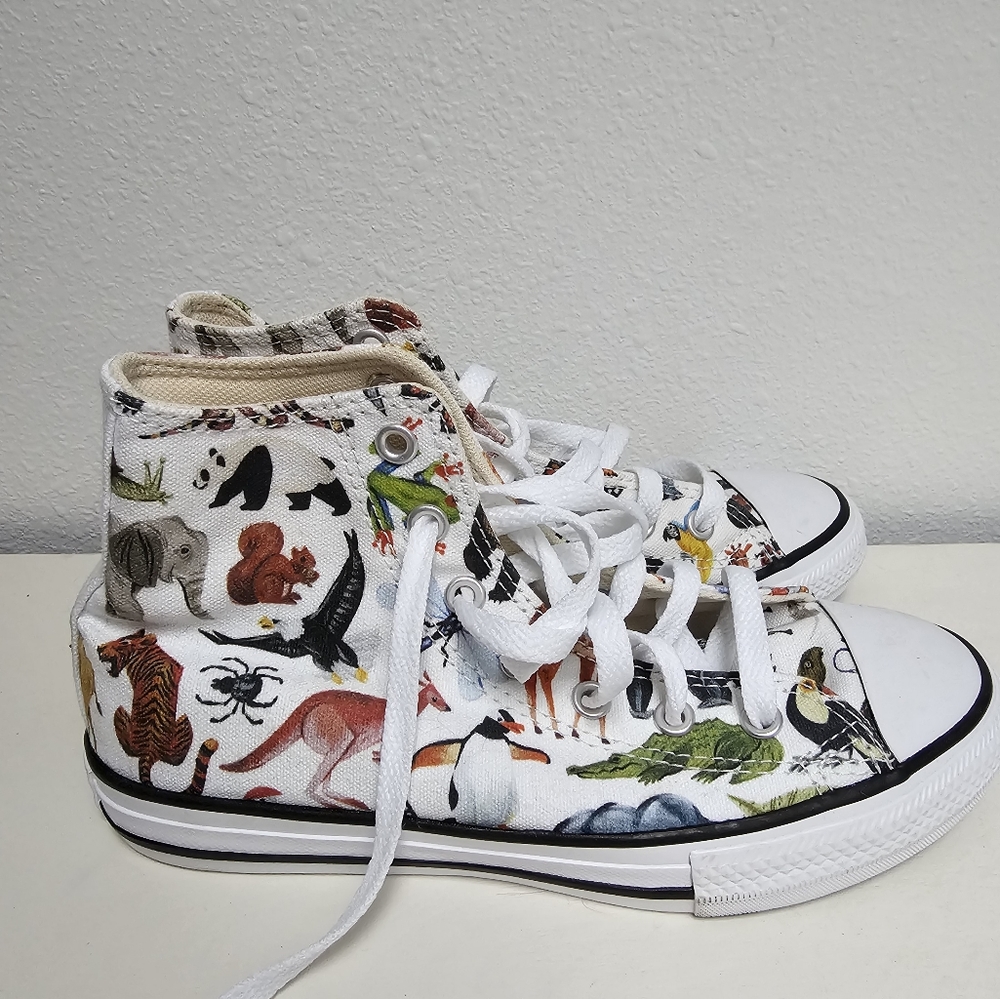 Size 2 converse shoes for kids